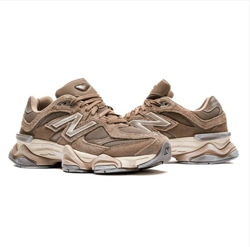 NB 9060 Mushroom Timberwolf