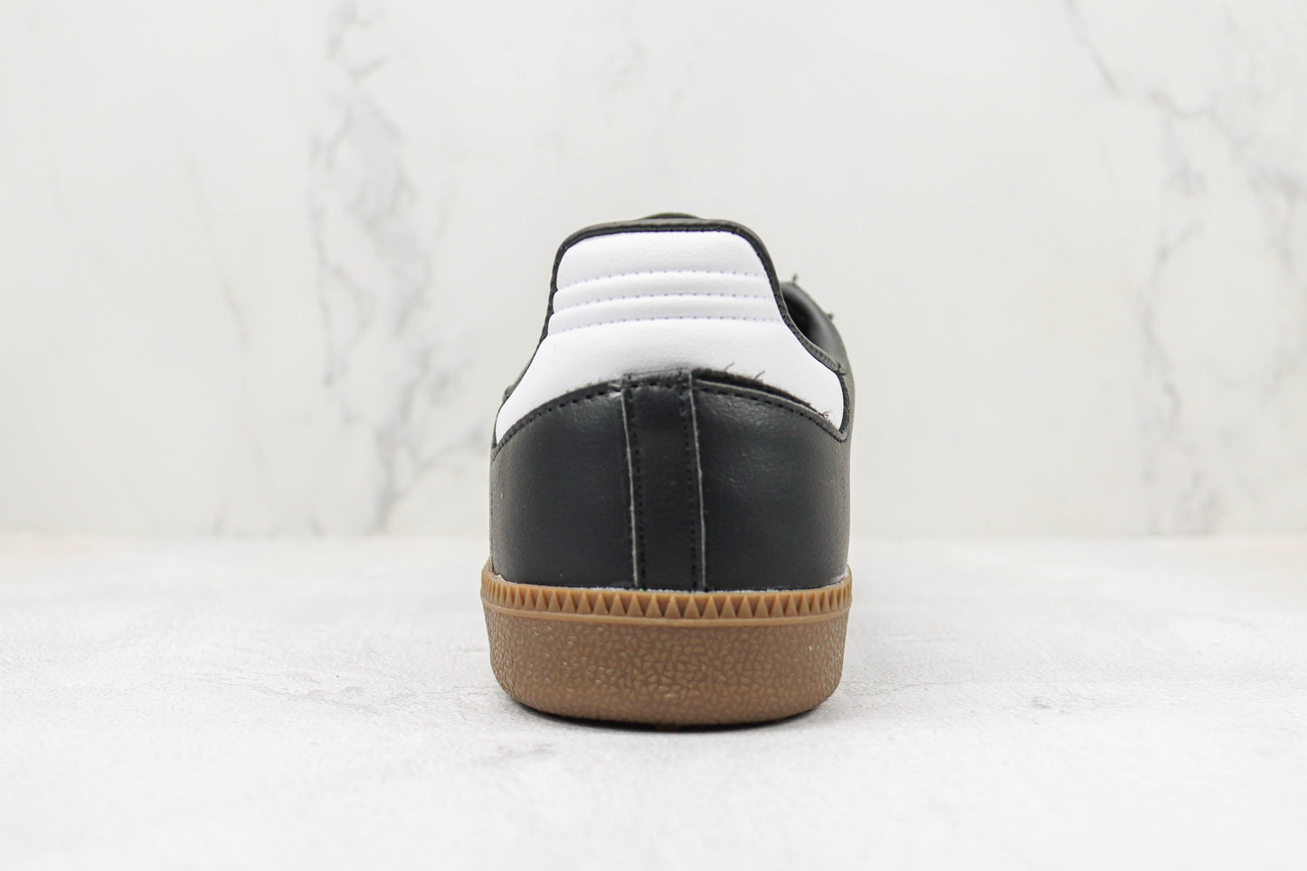 Samba Black White