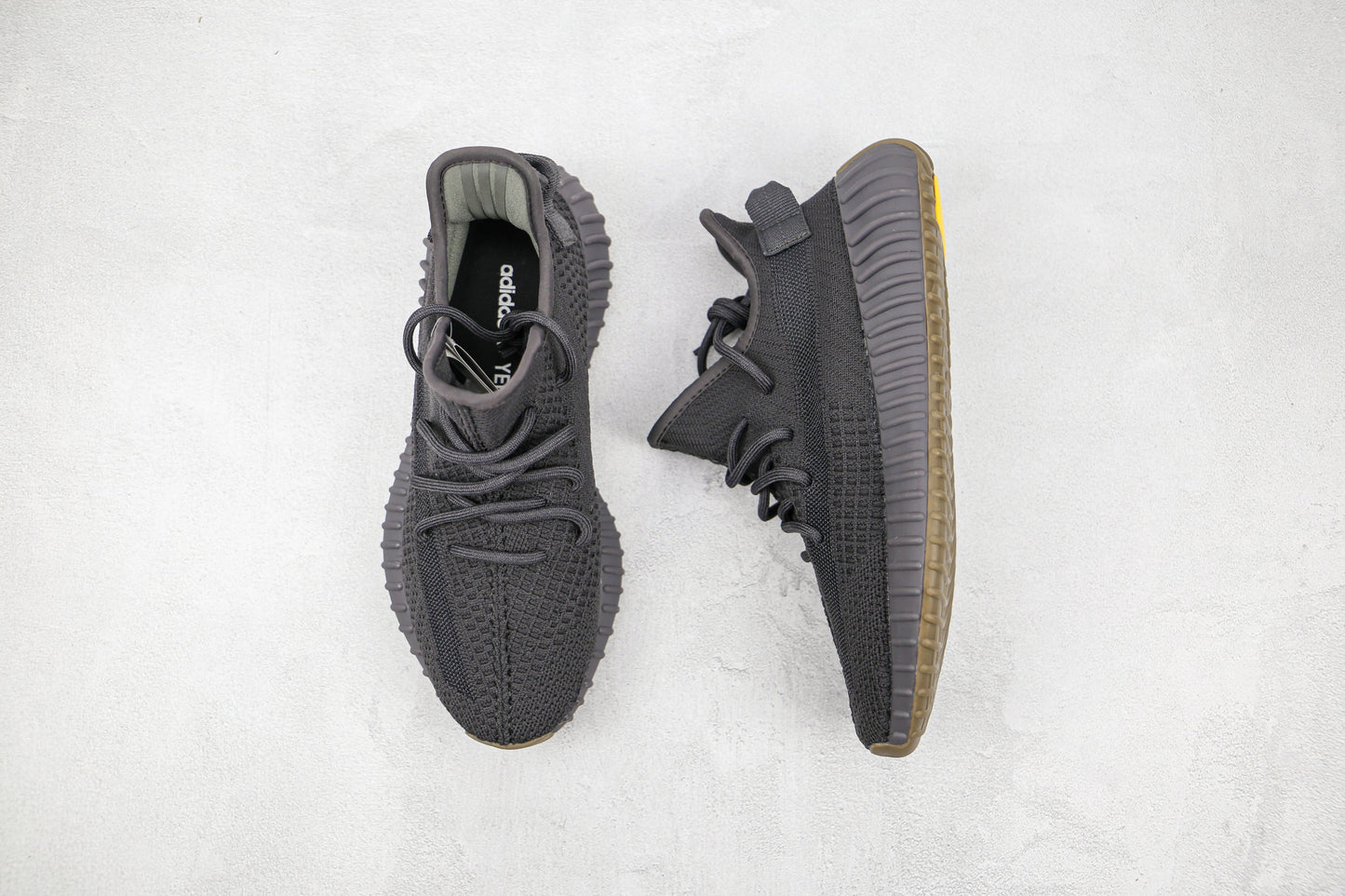 Yeezy Boost 350 V2 Cinder
