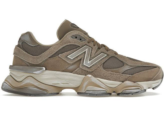 NB  9060 Mushroom Timberwolf